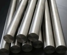 Những đột phá nào đã đạt được trong quá trình phát triển vật liệu hợp kim mới?
